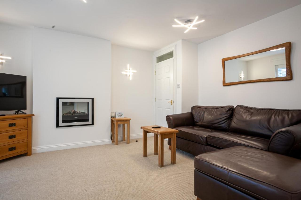 Keswick Ground Floor Apartment With Parking Eksteriør billede